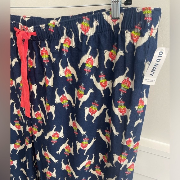 Colorful Old Navy Patterned Pajama Pants NWT Size 3x - Picture 3 of 3